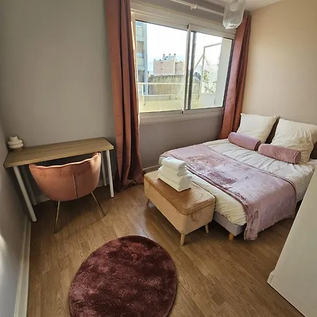 T3 Art Deco, 2 Terrasses & Vue Puys, Gare & Centre Apartment *