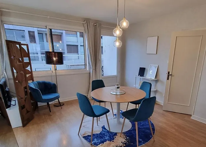 T3 Art Deco, 2 Terrasses & Vue Puys, Gare & Centre * Clermont-Ferrand