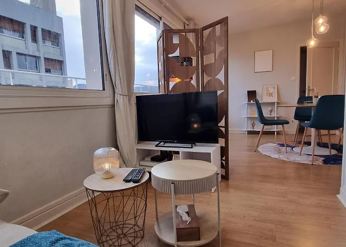 T3 Art Deco, 2 Terrasses & Vue Puys, Gare & Centre